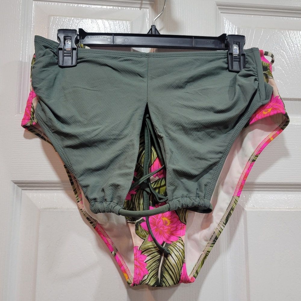 Xhilaration Olive Green Swim Top with Pink Floral Bottom, Size XL